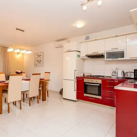 Ctom192/ Holiday With Private Pool