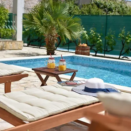 Ctom192/ Holiday With Private Pool