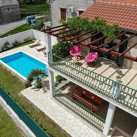 Ctom192/ Holiday With Private Pool Gata